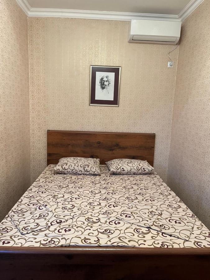 Gostevoy Dom Samir Hotell Gagra Exteriör bild
